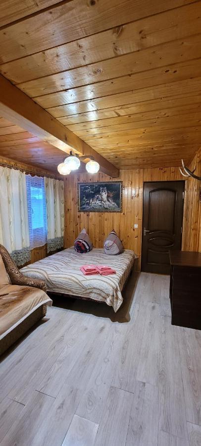 Kotiedzh U Mariny Villa Jaremtsje Eksteriør bilde
