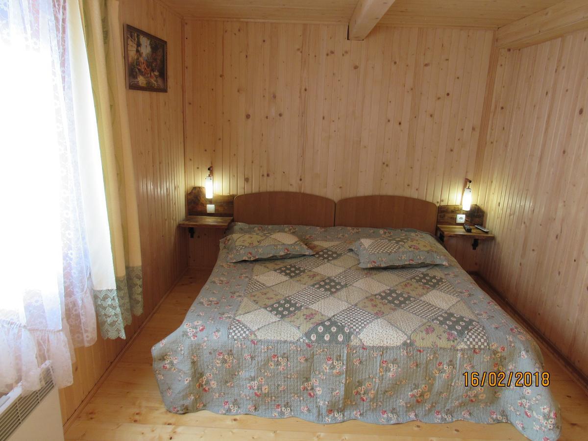 Kotiedzh U Mariny Villa Jaremtsje Eksteriør bilde
